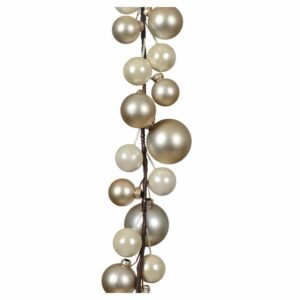 Shatterproof Bauble Garland Pearl