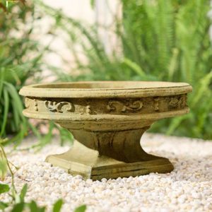 Cassin Birdbath - Unique Stone - Aged Stone 7" x 13"