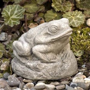 Tiny Frog Statue - Campania - Verde - 3" x 2.5"