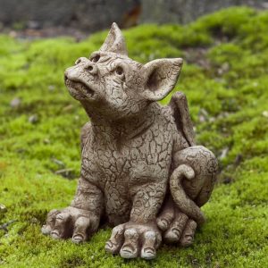Paws Statue - Campania - Brownstone - 8.25" x 9.75" x 11"